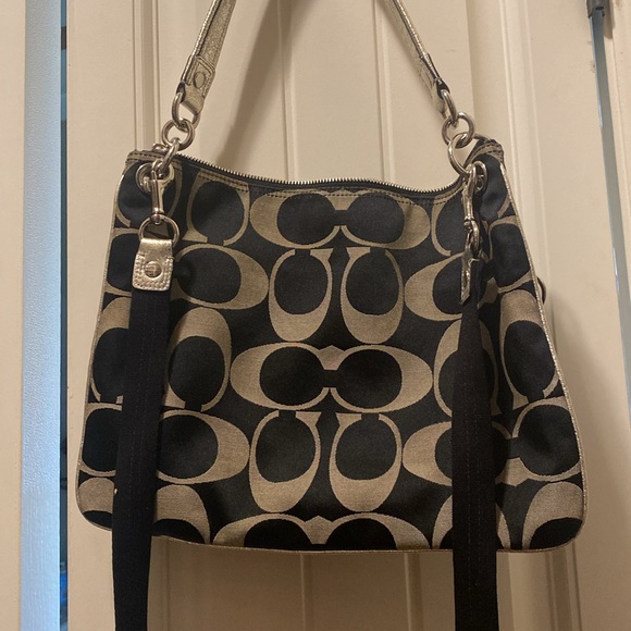 COACH. Women’s Purse with Shoulder Strap & Crossbody Strap - Picture 3 of 10